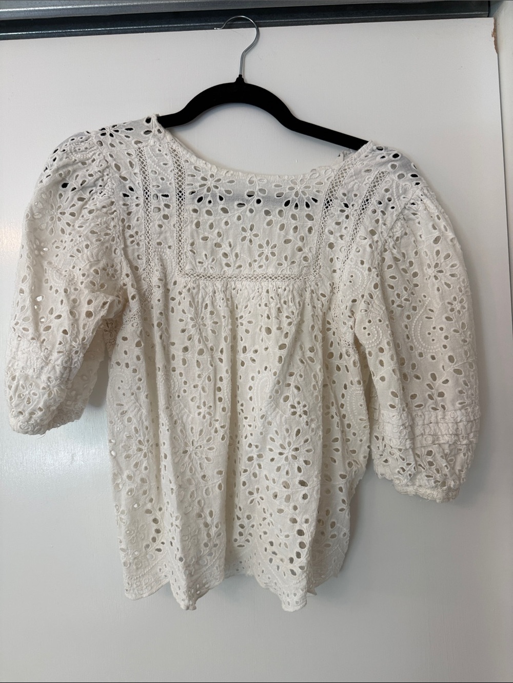 BB Dakota White Eyelet Puff-Sleeve Blouse